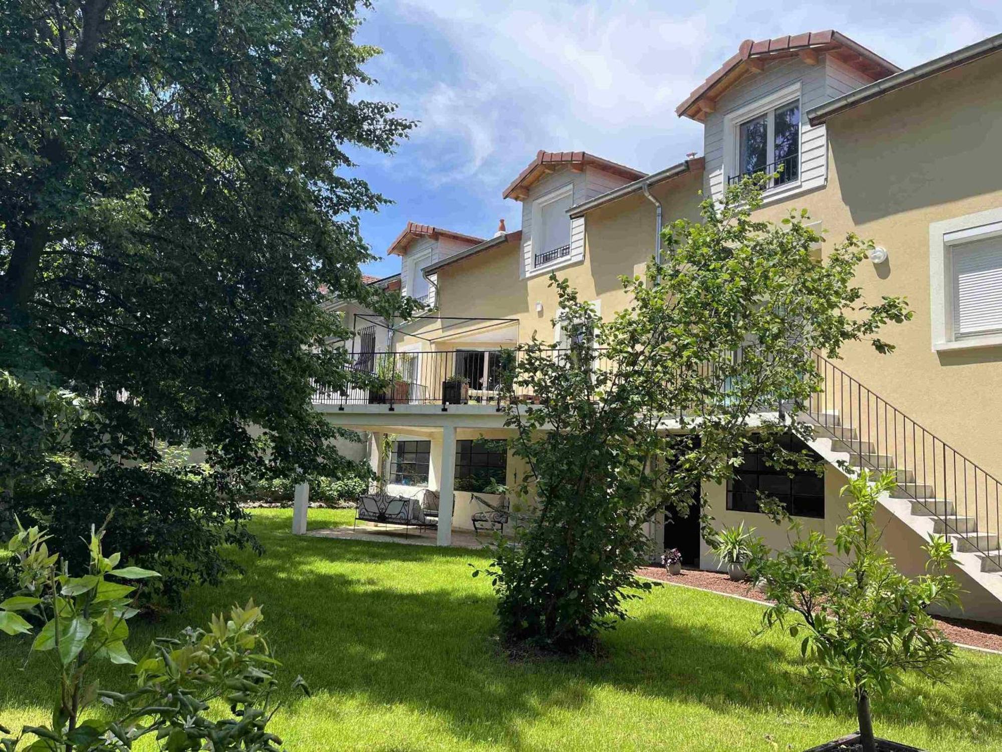 Bed and Breakfast Le Jardin Du Dolaizon Le Puy-en-Velay Exterior foto